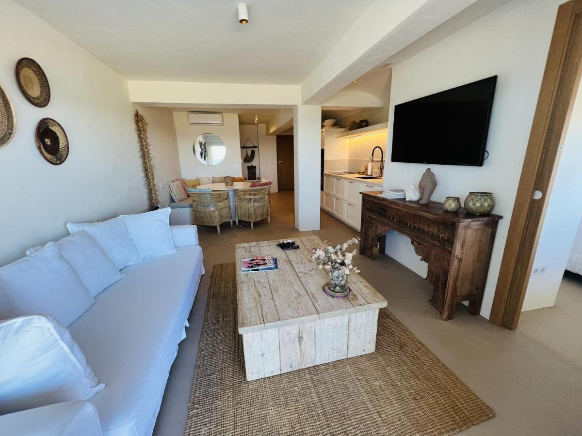 With Sea View Apartment