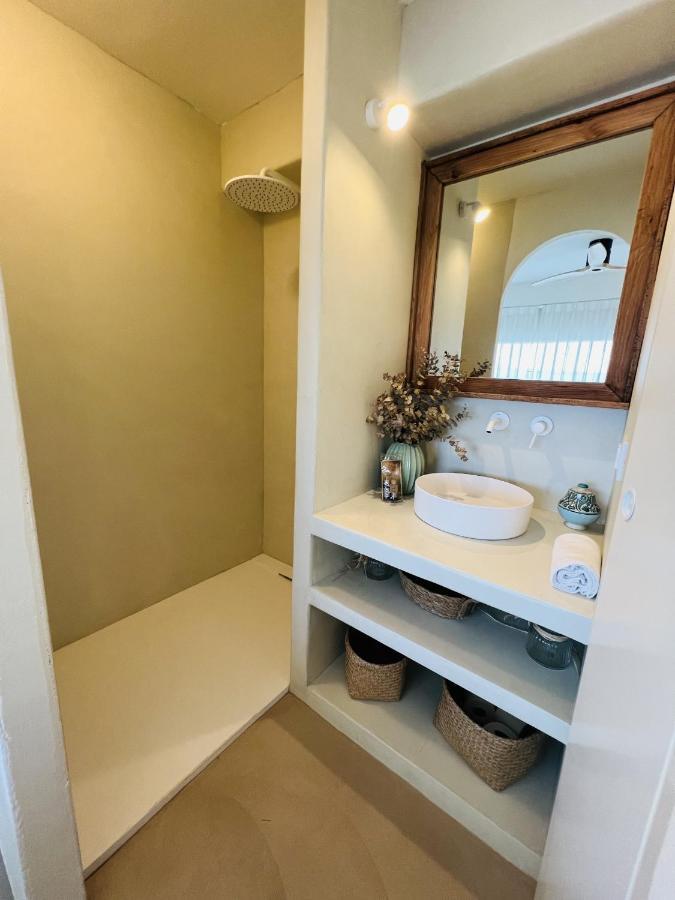 With Sea View Apartment